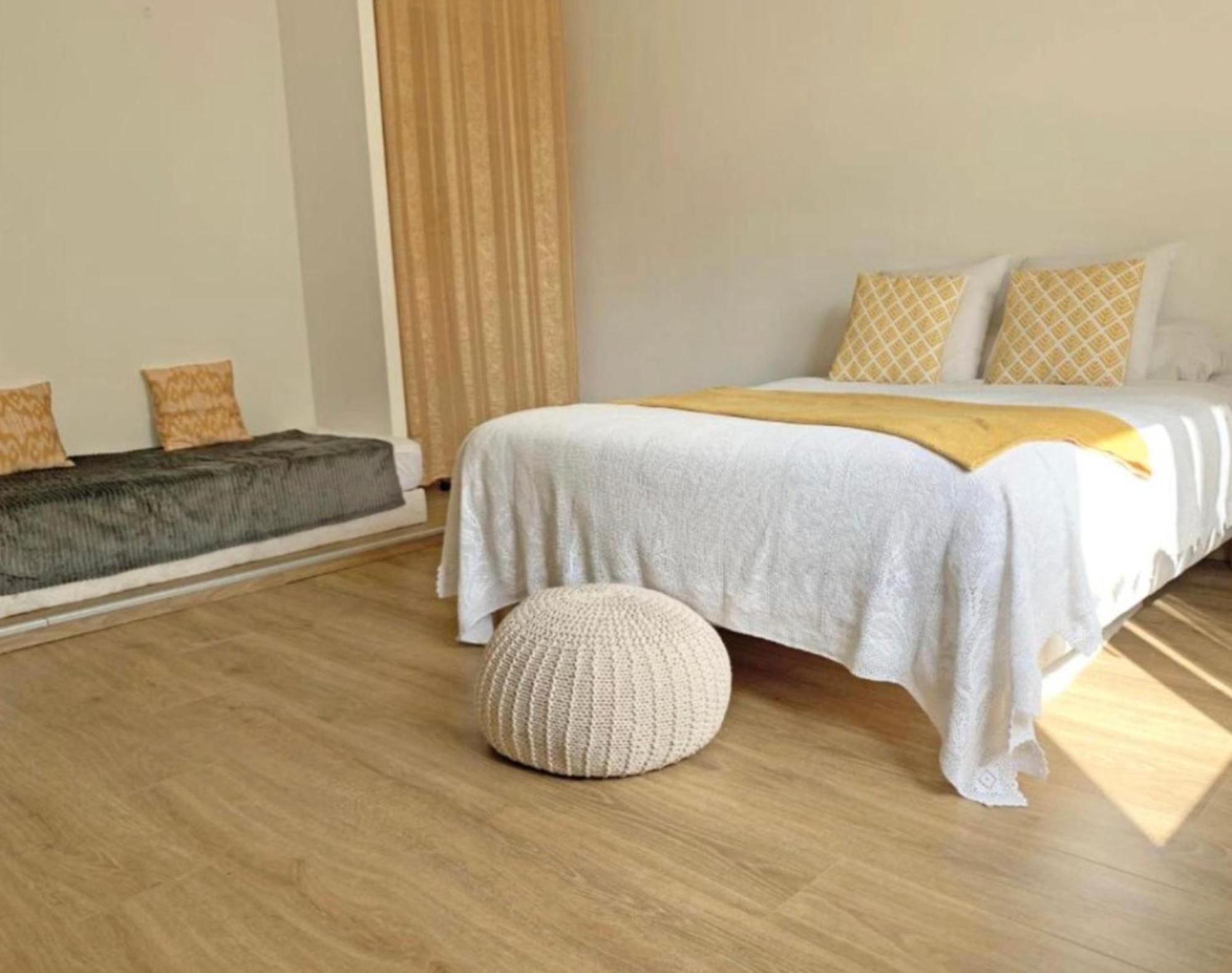 Les Tables Aux Vaches Raviege Hotel La Salvetat-sur-Agout Exterior photo